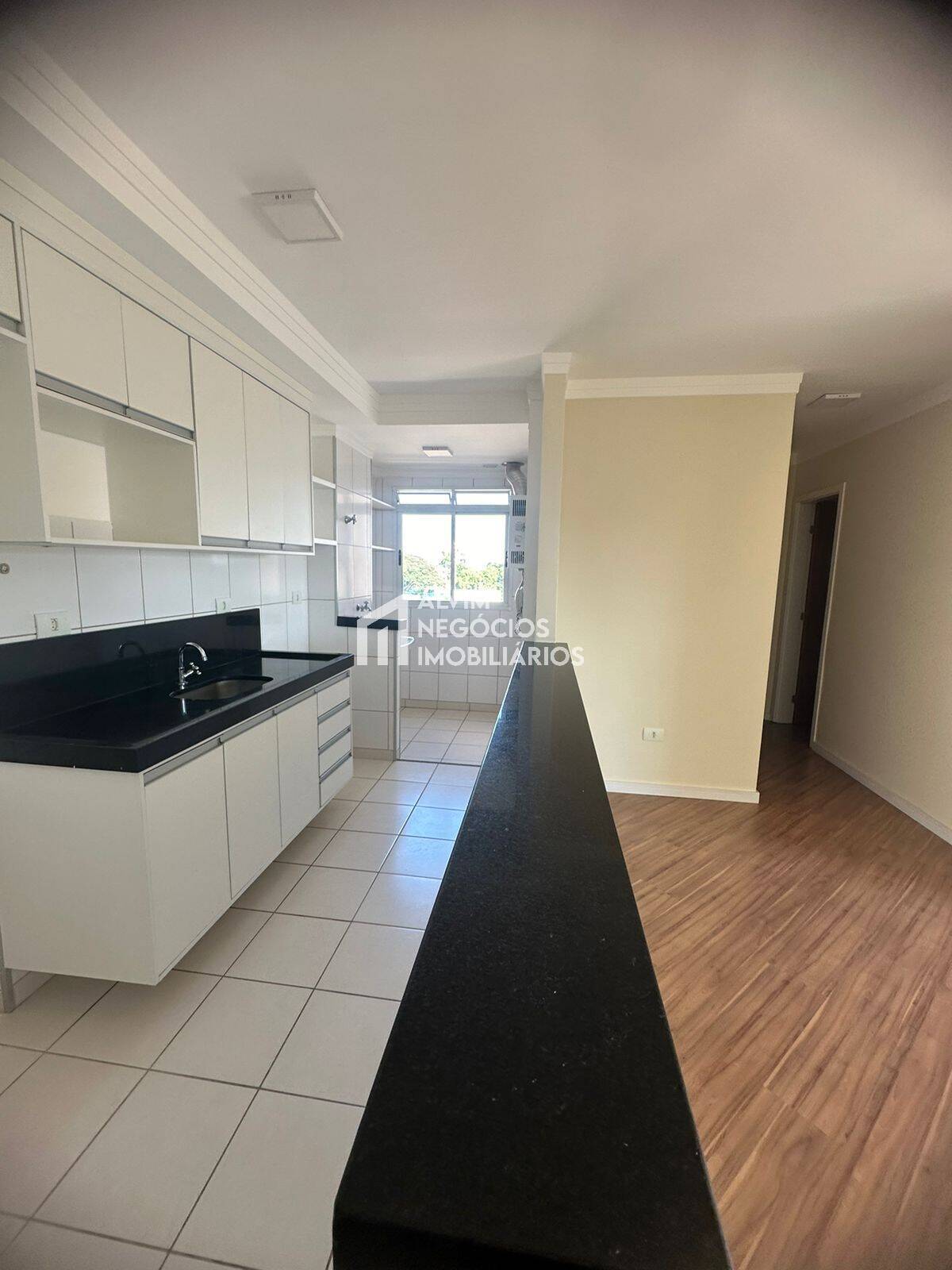 Apartamento à venda com 2 quartos, 60m² - Foto 15