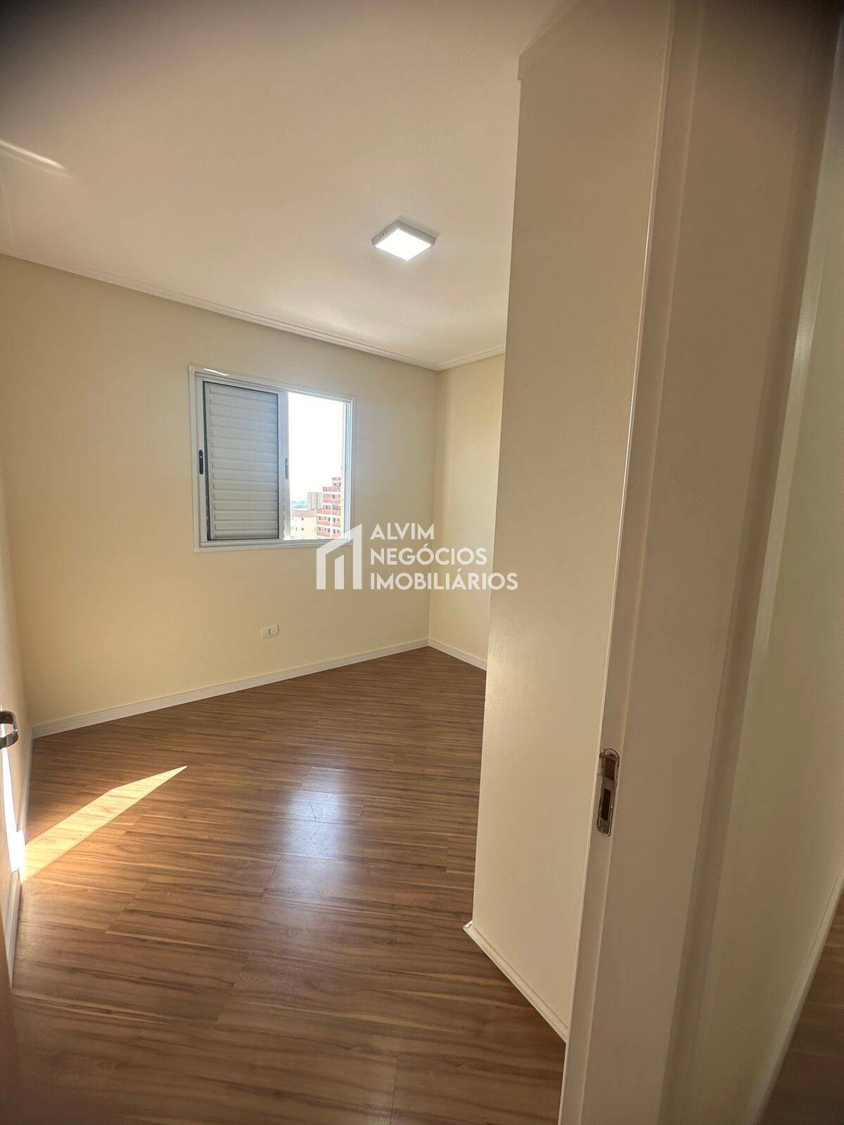 Apartamento à venda com 2 quartos, 60m² - Foto 20