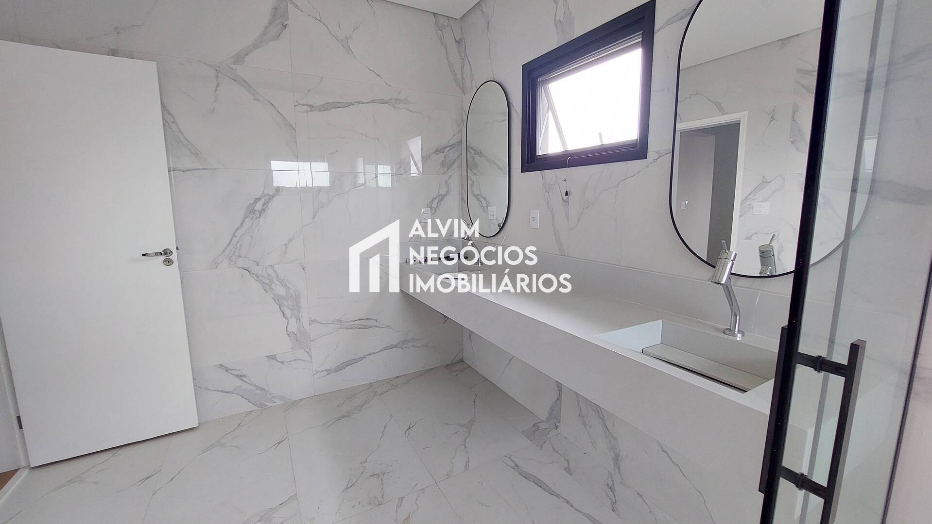 Sobrado, 4 quartos, 354 m² - Foto 16