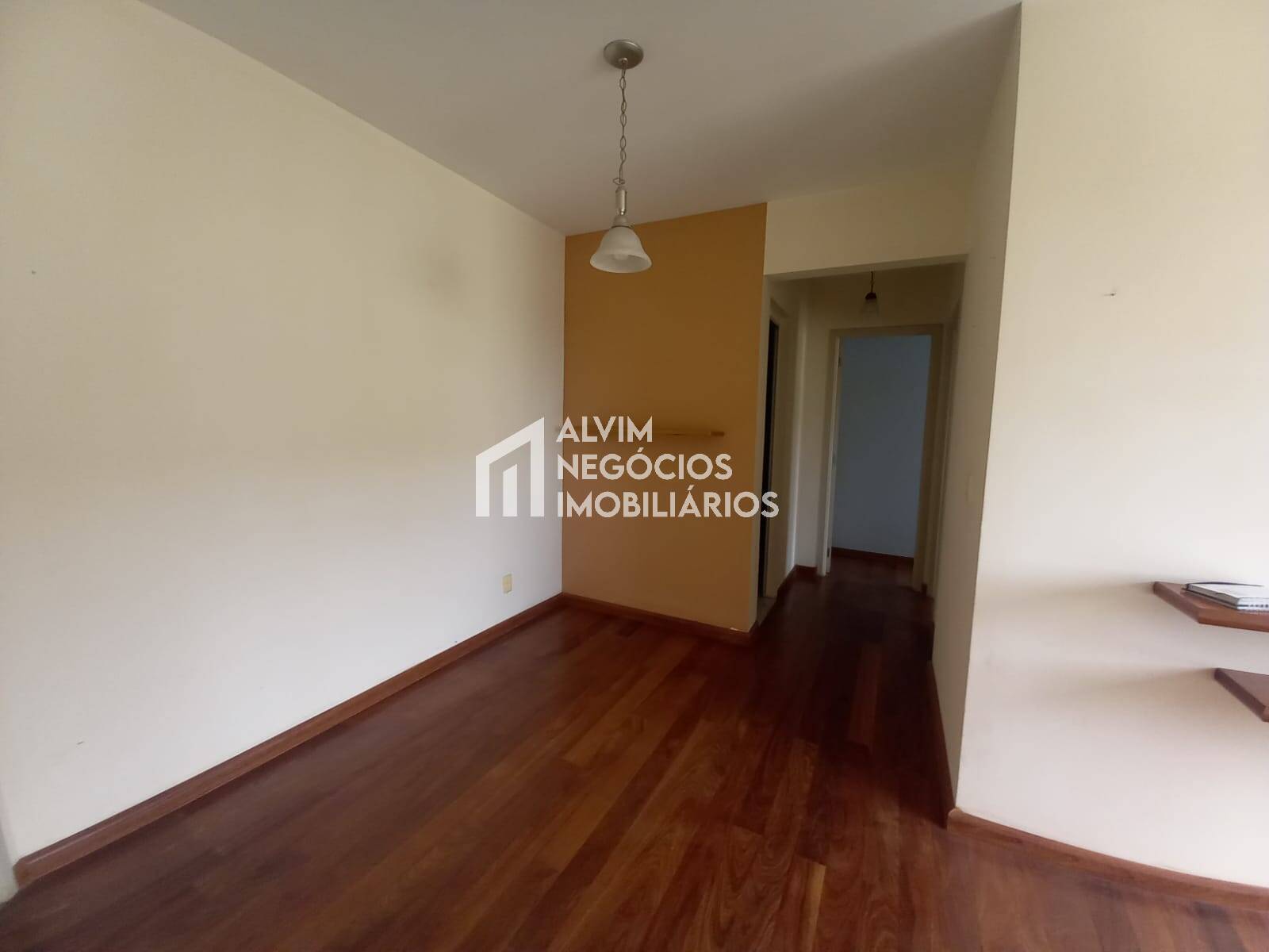 Apartamento à venda com 2 quartos, 55m² - Foto 3