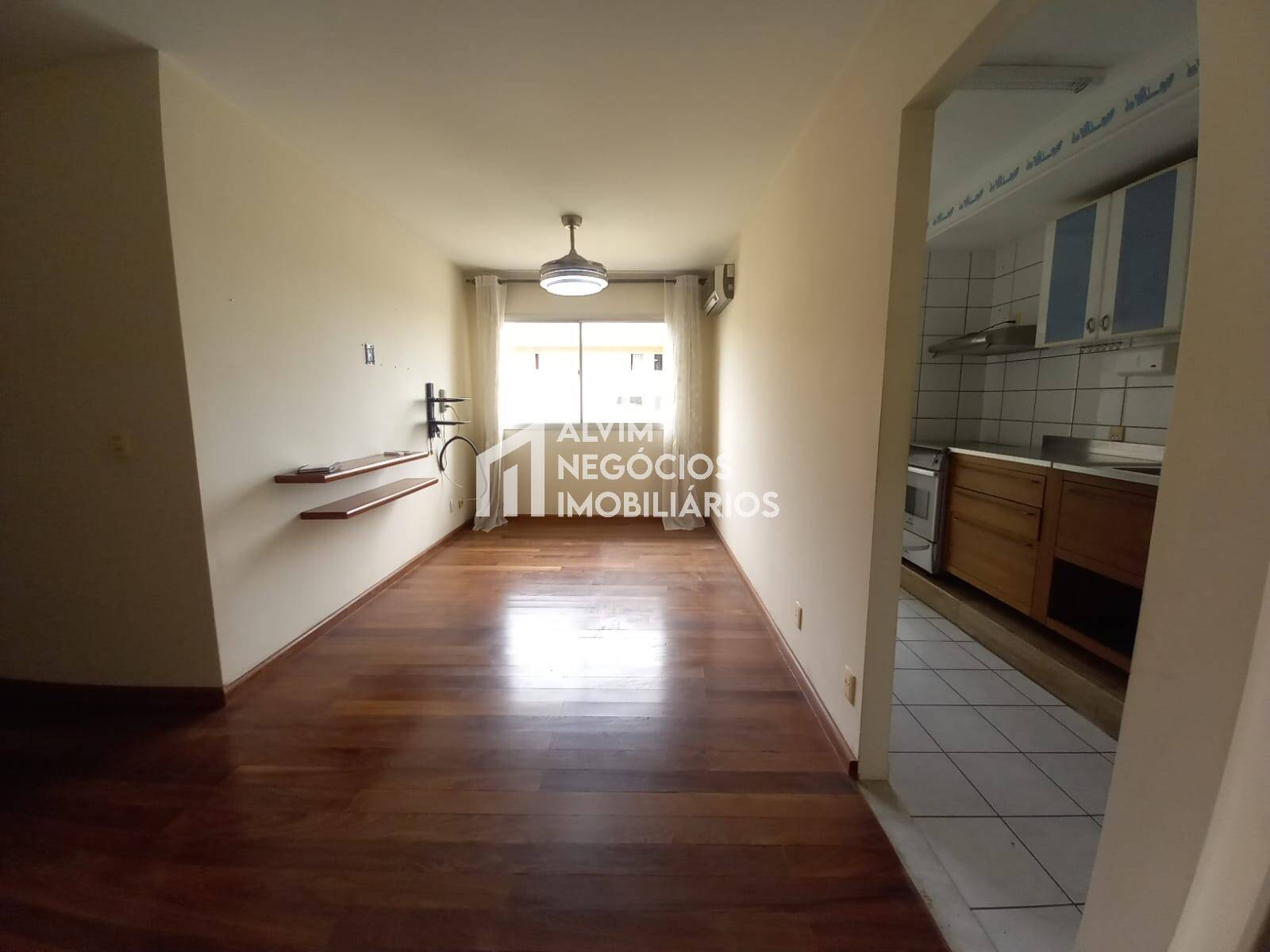 Apartamento à venda com 2 quartos, 55m² - Foto 2