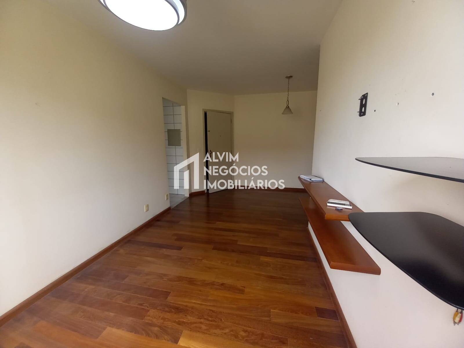 Apartamento à venda com 2 quartos, 55m² - Foto 4