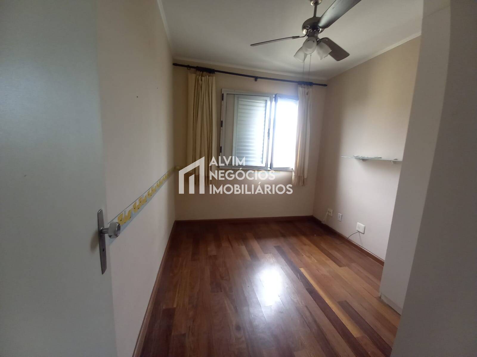 Apartamento à venda com 2 quartos, 55m² - Foto 16