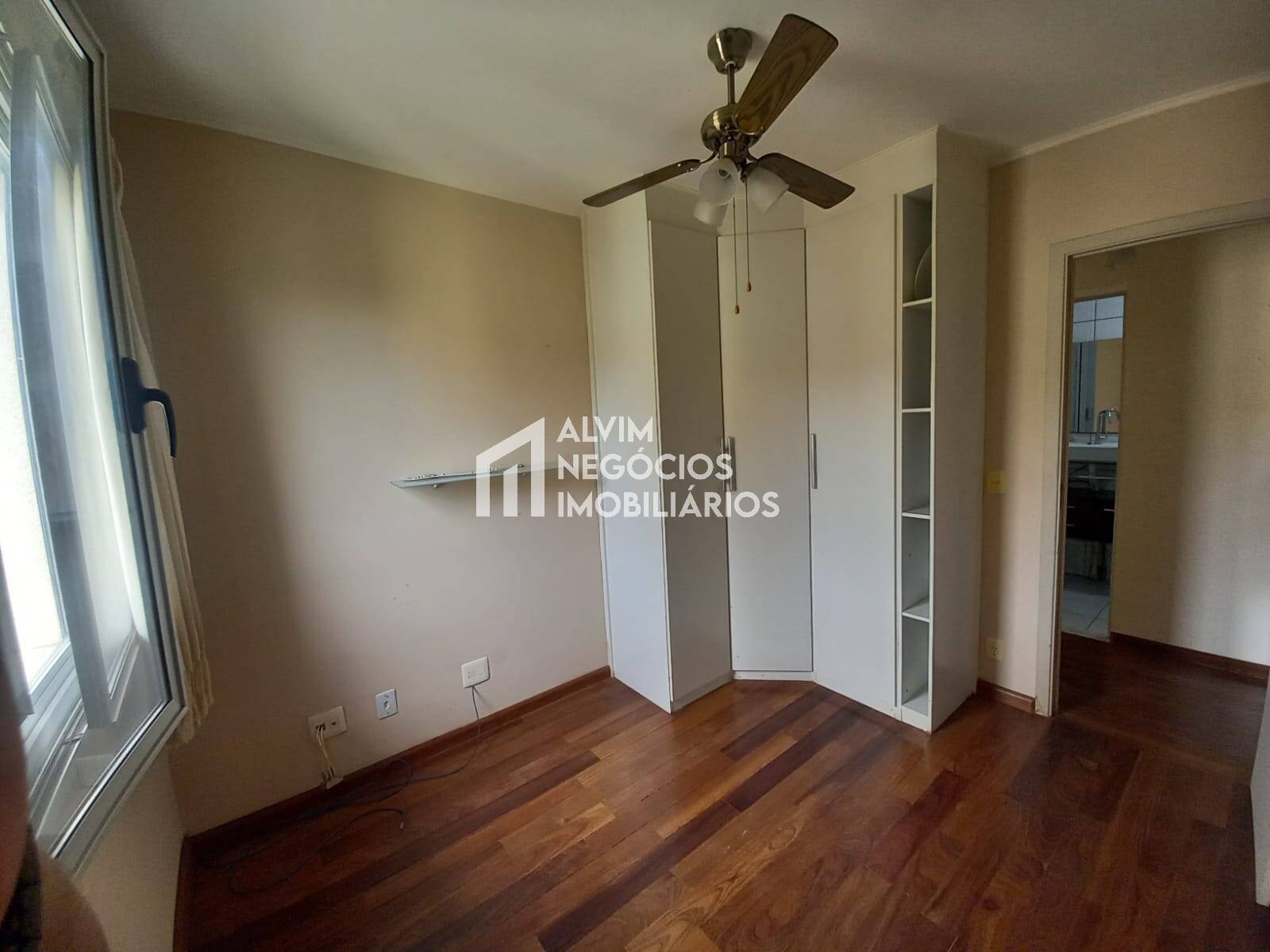 Apartamento à venda com 2 quartos, 55m² - Foto 15