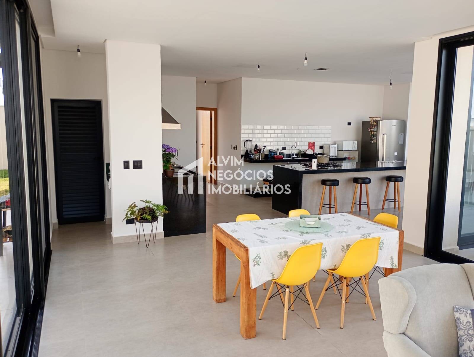 Sobrado à venda com 4 quartos, 450m² - Foto 6