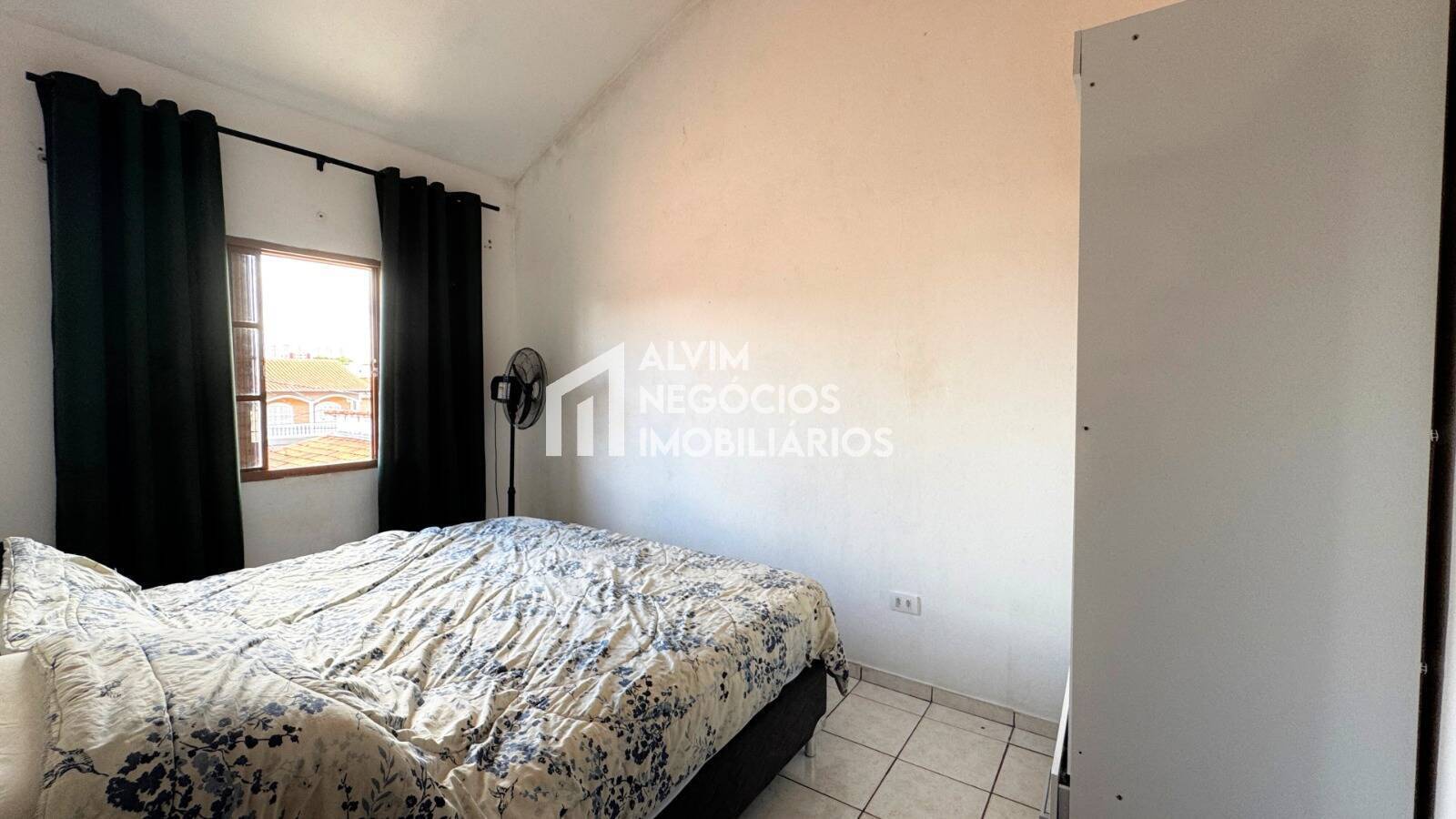 Casa à venda com 2 quartos, 202m² - Foto 6