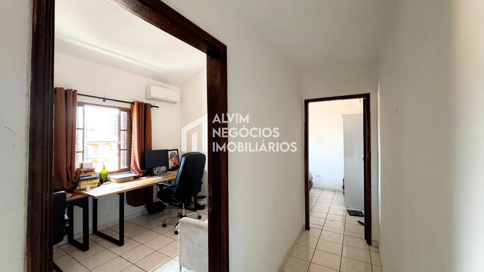 Casa à venda com 2 quartos, 202m² - Foto 9