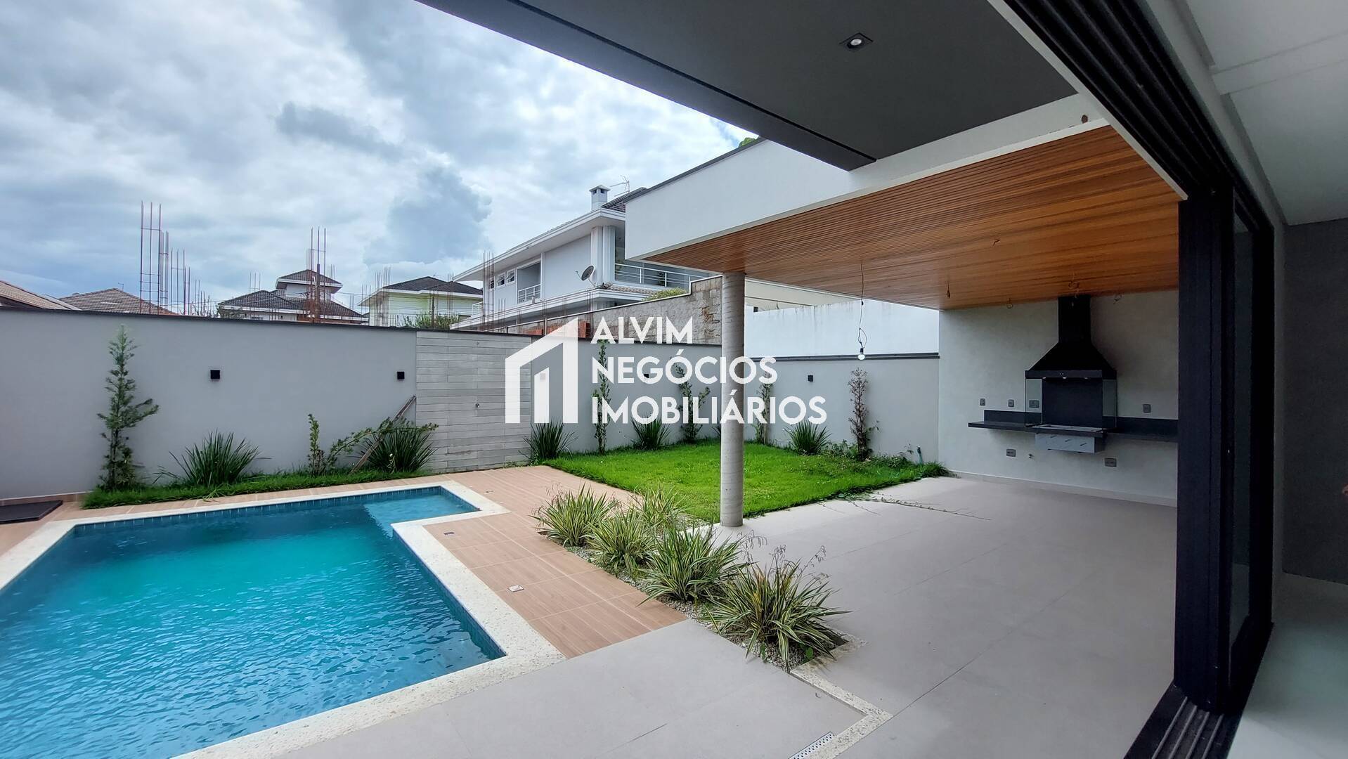 Sobrado, 4 quartos, 349 m² - Foto 9