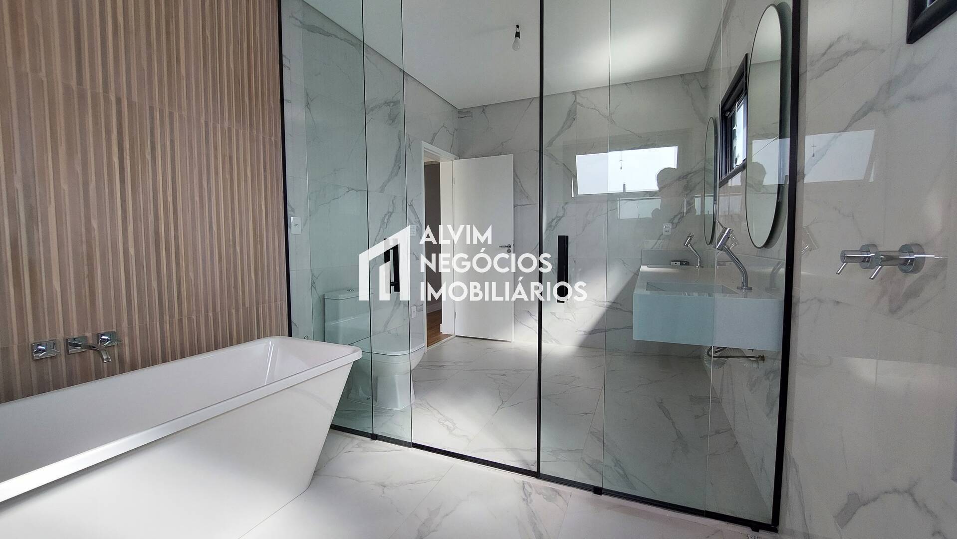 Sobrado, 4 quartos, 354 m² - Foto 79