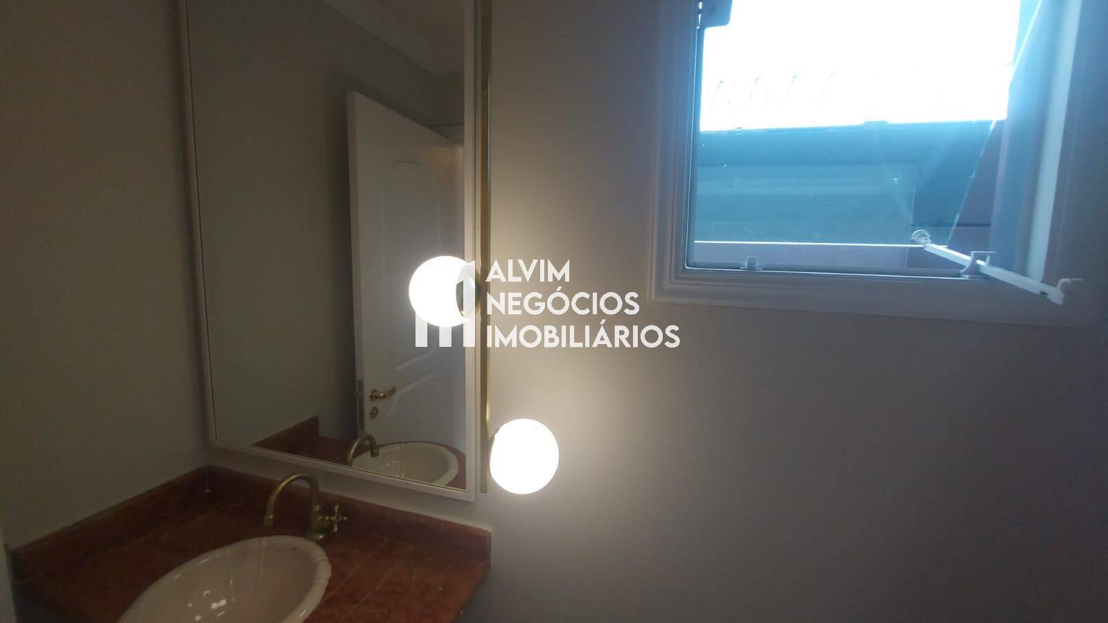 Sobrado, 6 quartos, 480 m² - Foto 9