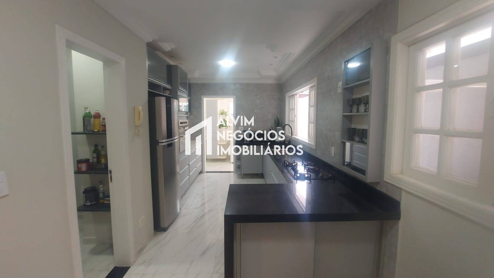 Sobrado, 6 quartos, 480 m² - Foto 38