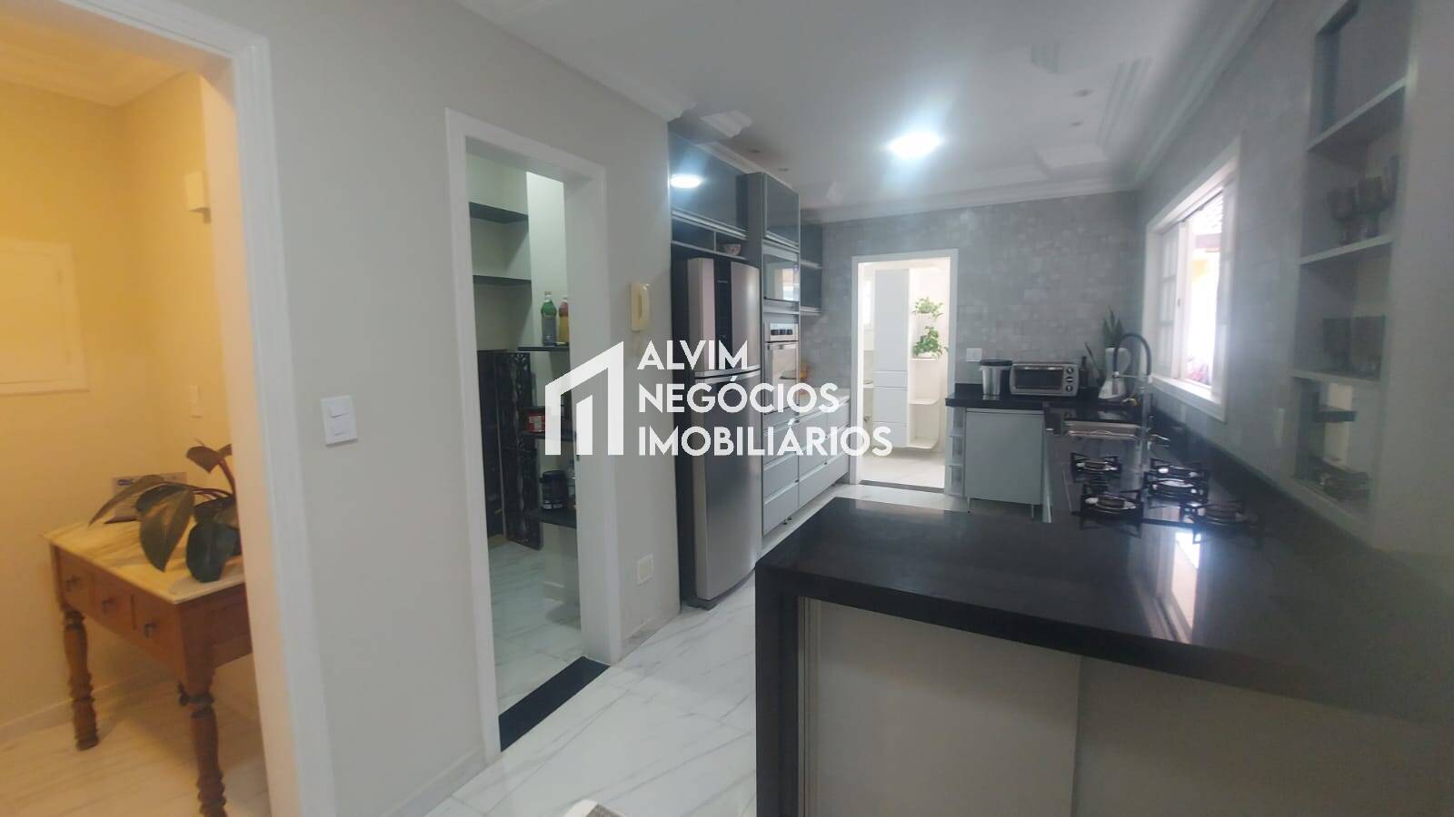 Sobrado, 6 quartos, 480 m² - Foto 39
