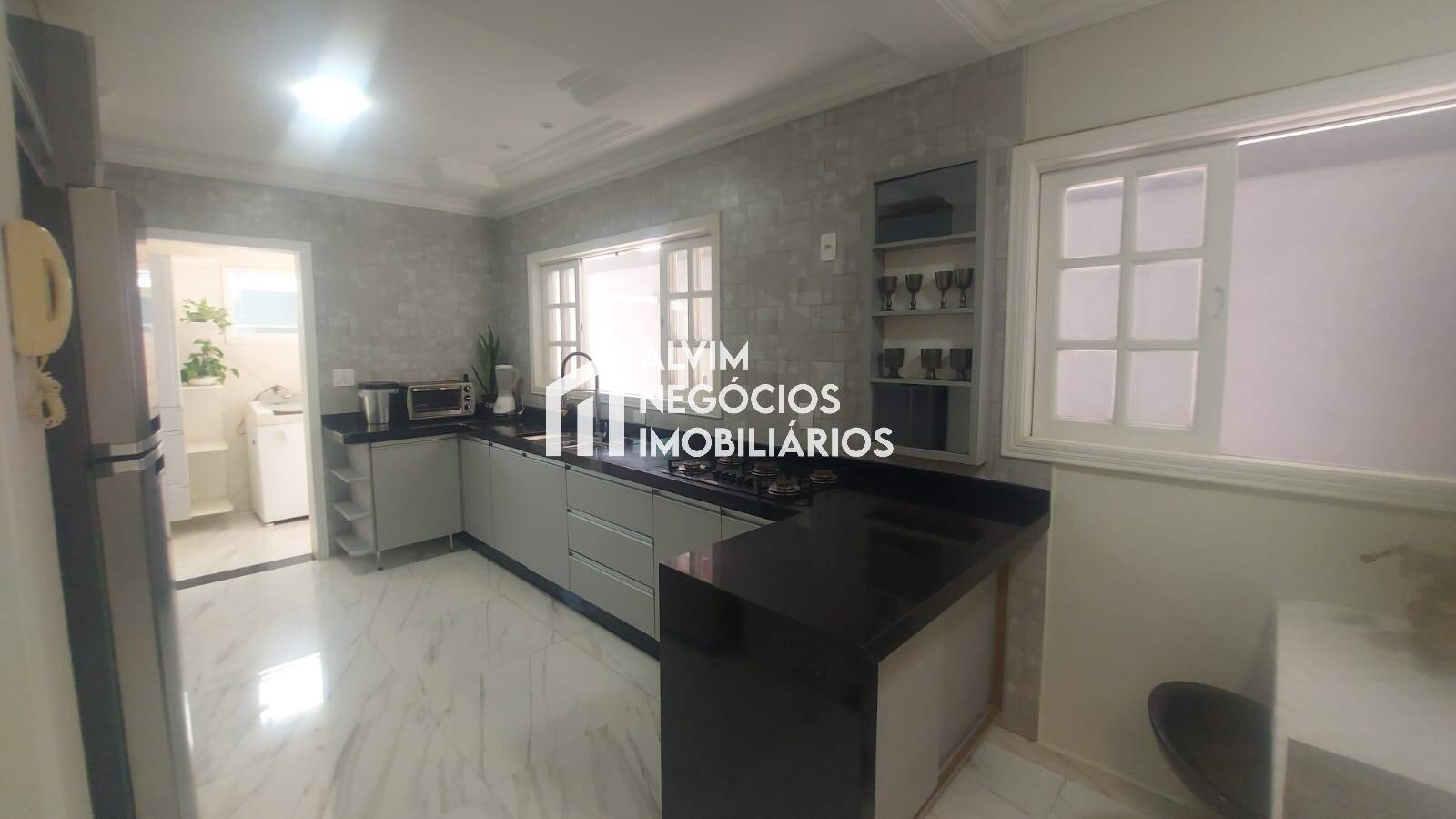 Sobrado, 6 quartos, 480 m² - Foto 37