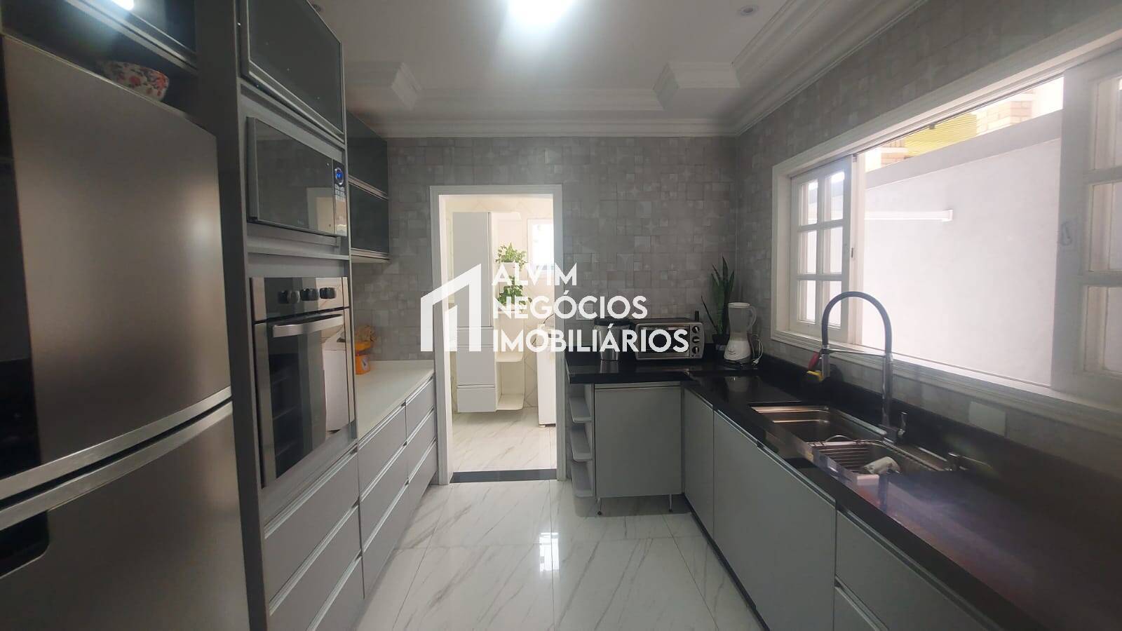 Sobrado, 6 quartos, 480 m² - Foto 41