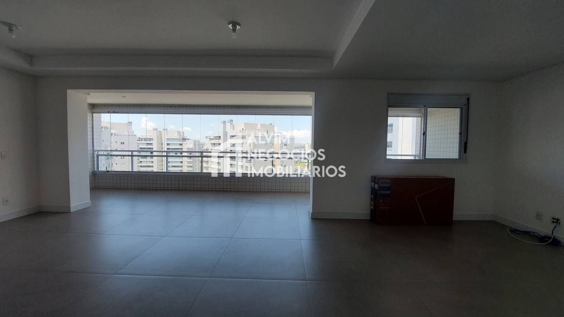 Cobertura à venda e aluguel com 3 quartos, 288m² - Foto 2