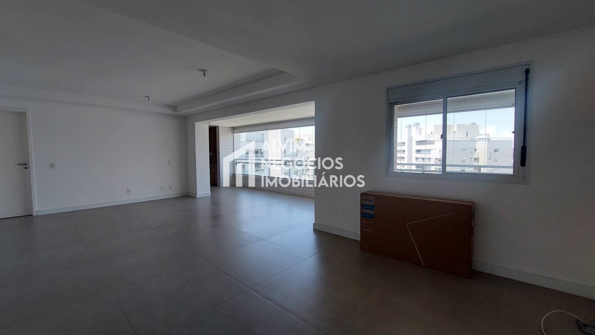 Cobertura à venda e aluguel com 3 quartos, 288m² - Foto 4