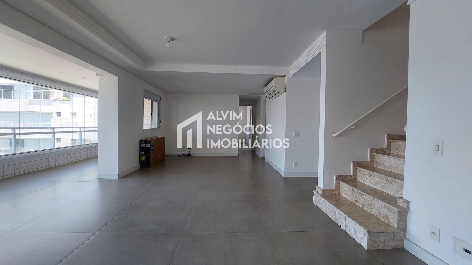 Cobertura à venda e aluguel com 3 quartos, 288m² - Foto 9