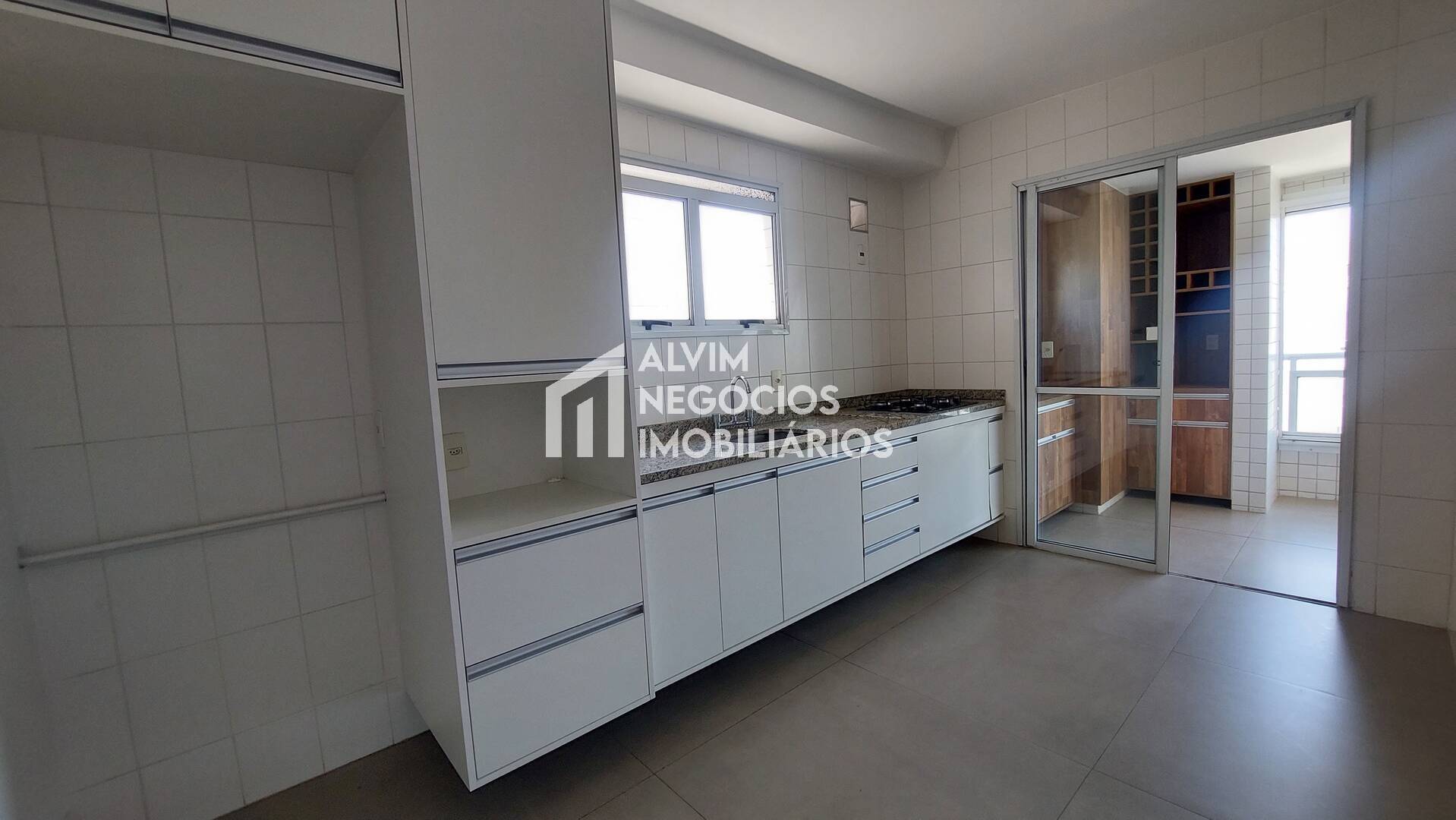 Cobertura à venda e aluguel com 3 quartos, 288m² - Foto 18