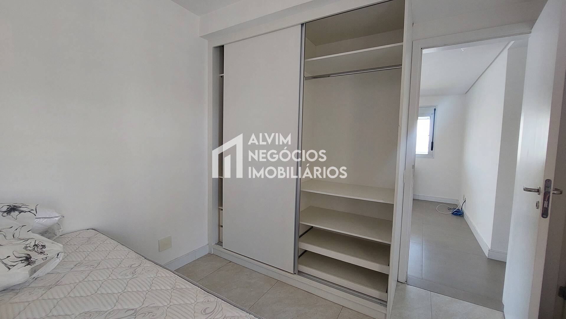 Cobertura à venda e aluguel com 3 quartos, 288m² - Foto 19