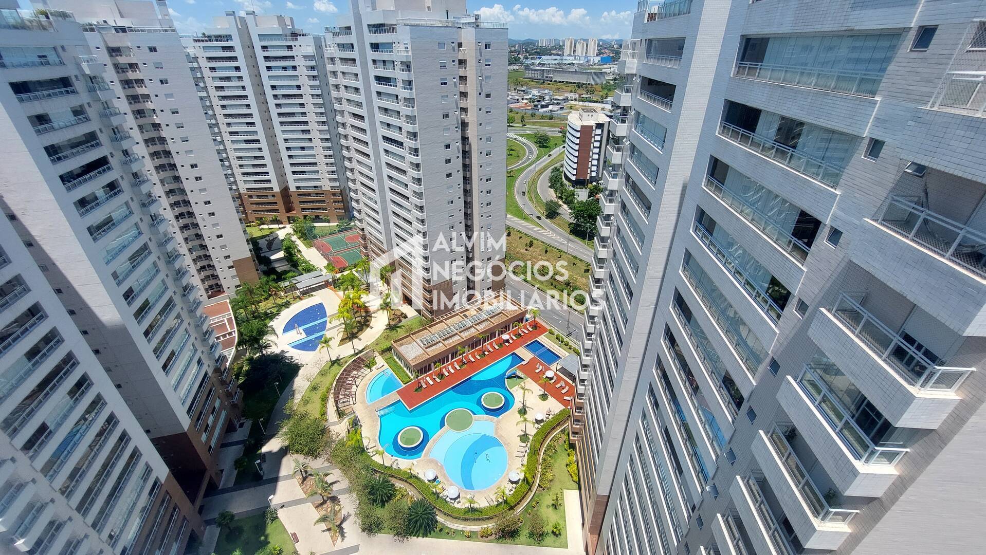 Cobertura à venda e aluguel com 3 quartos, 288m² - Foto 27