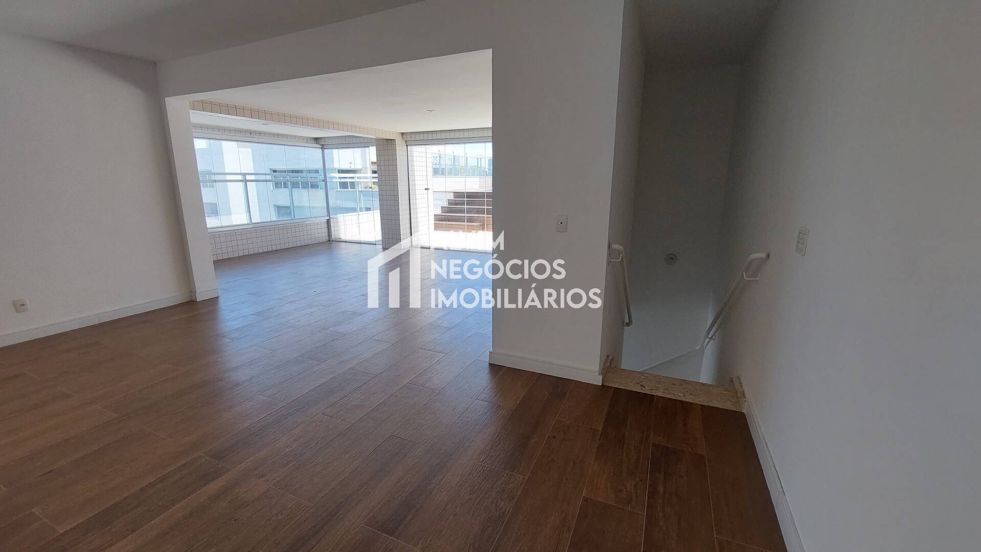 Cobertura à venda e aluguel com 3 quartos, 288m² - Foto 37