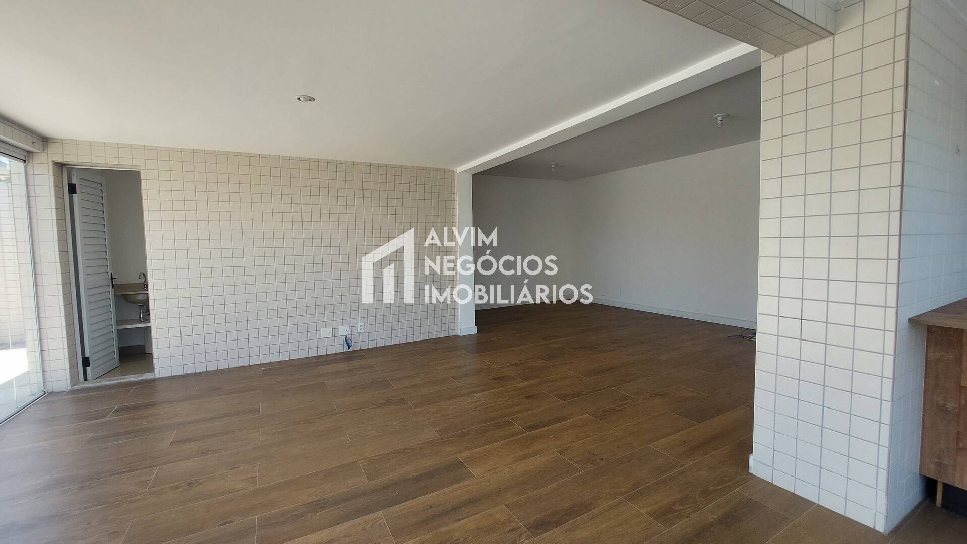 Cobertura à venda e aluguel com 3 quartos, 288m² - Foto 41
