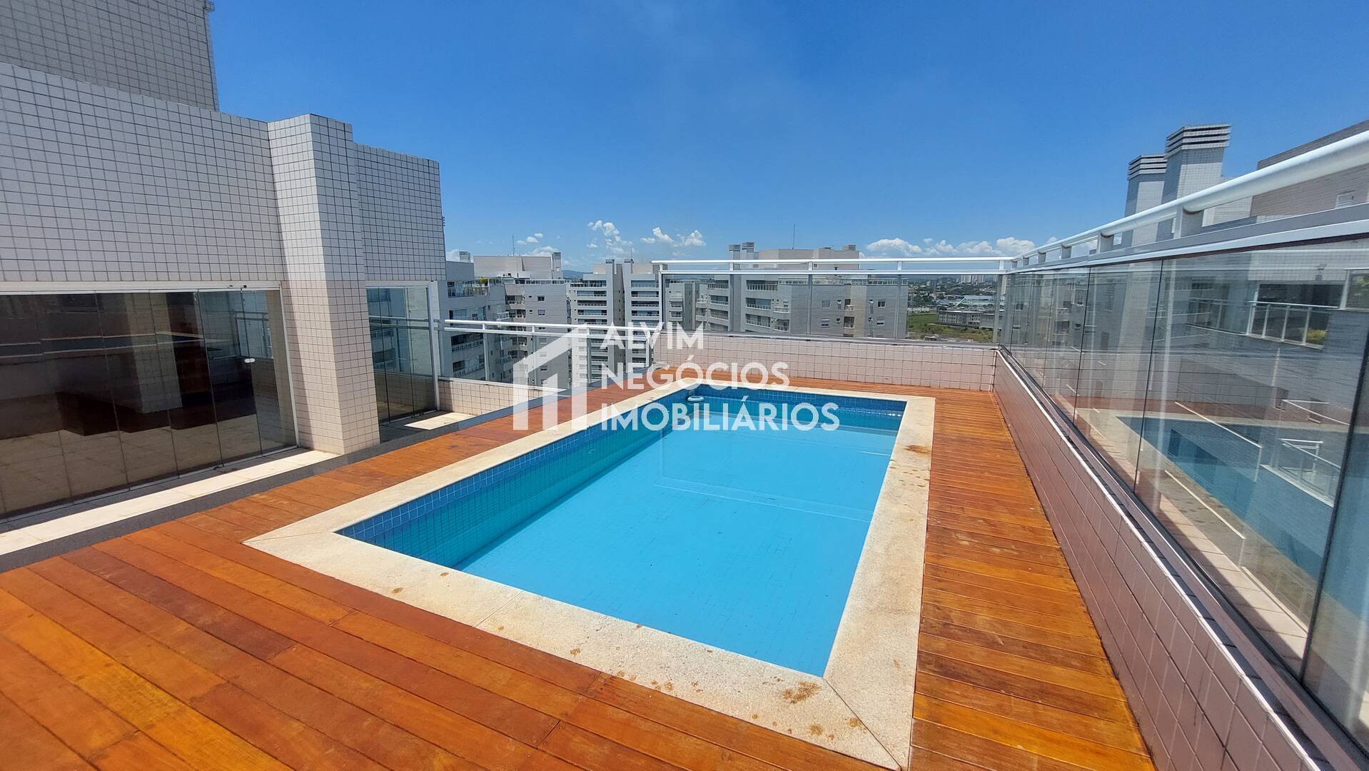 Cobertura à venda e aluguel com 3 quartos, 288m² - Foto 1