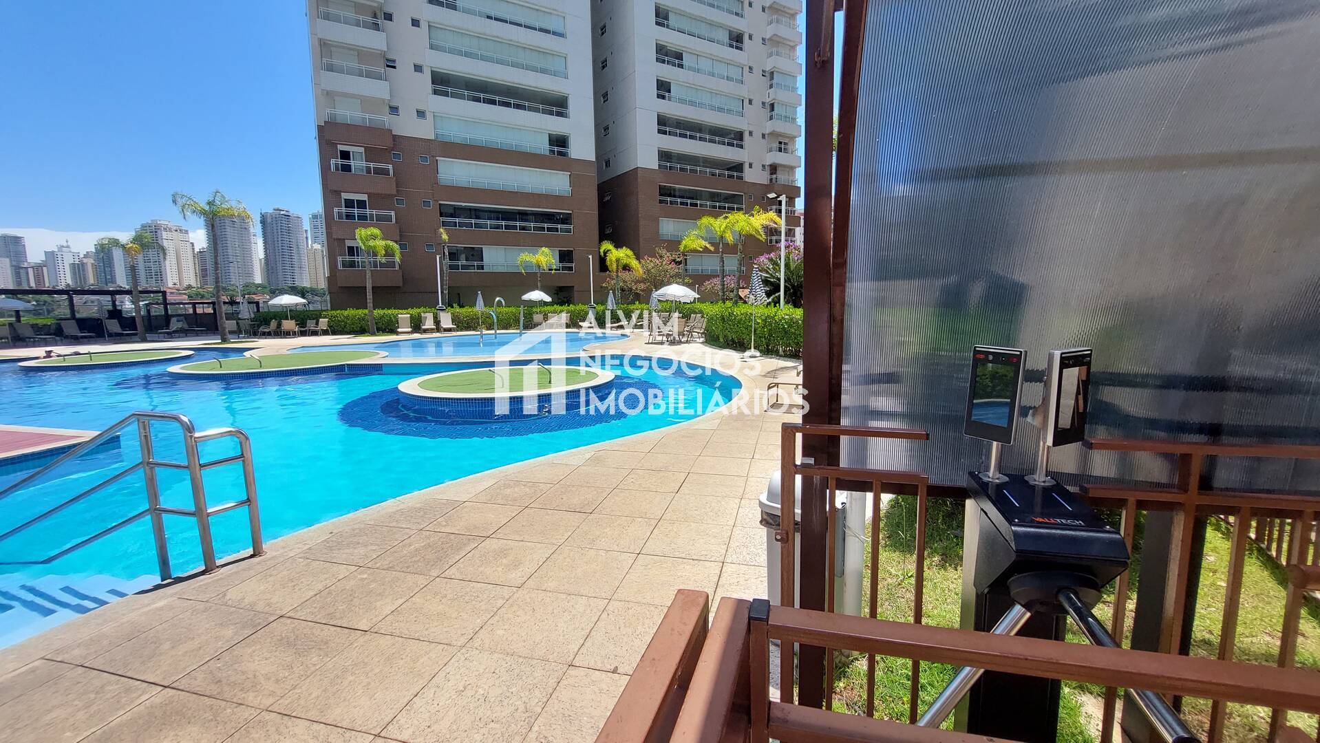 Cobertura à venda e aluguel com 3 quartos, 288m² - Foto 55