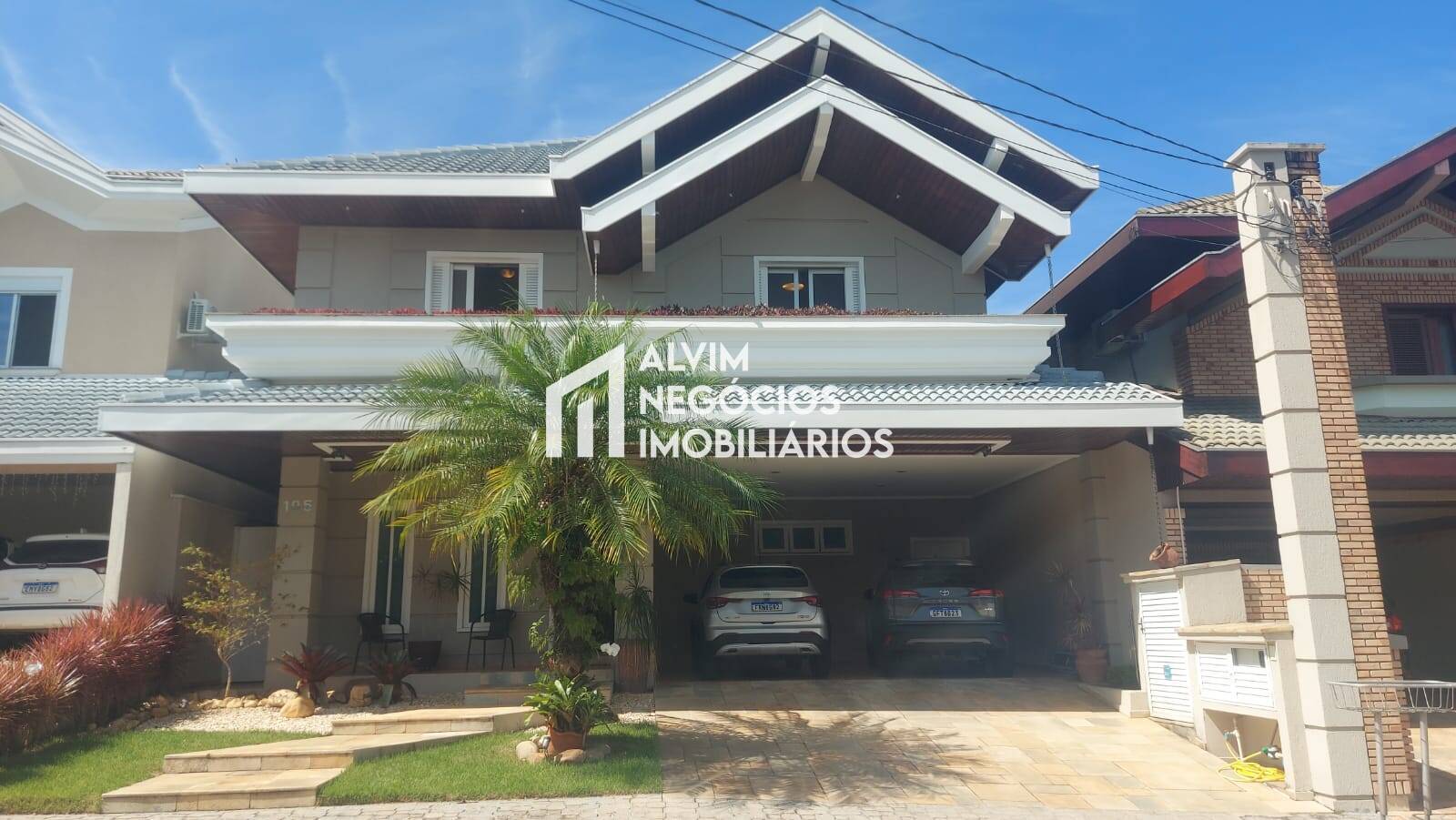 Sobrado, 5 quartos, 327 m² - Foto 4