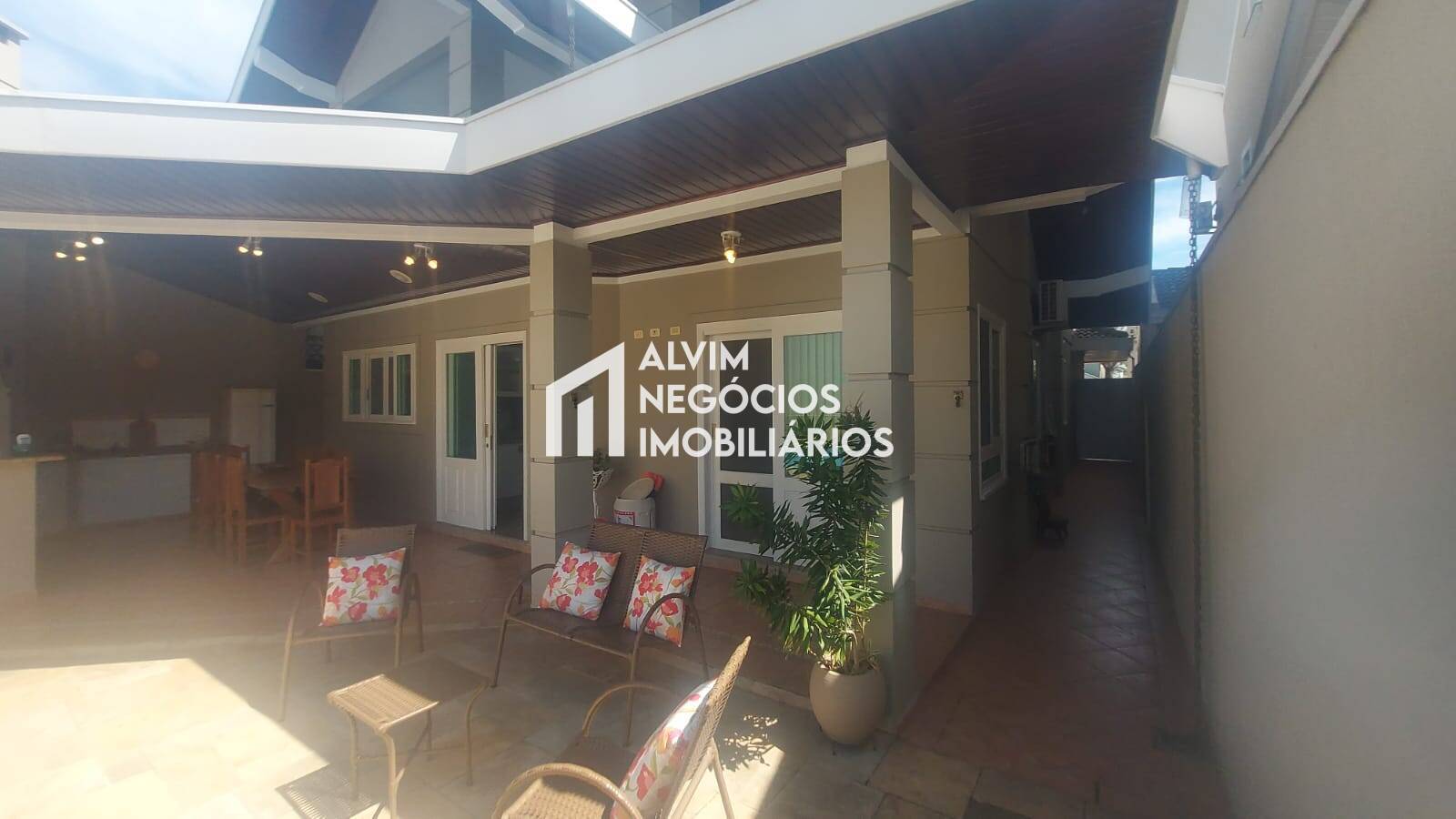 Sobrado, 5 quartos, 327 m² - Foto 56