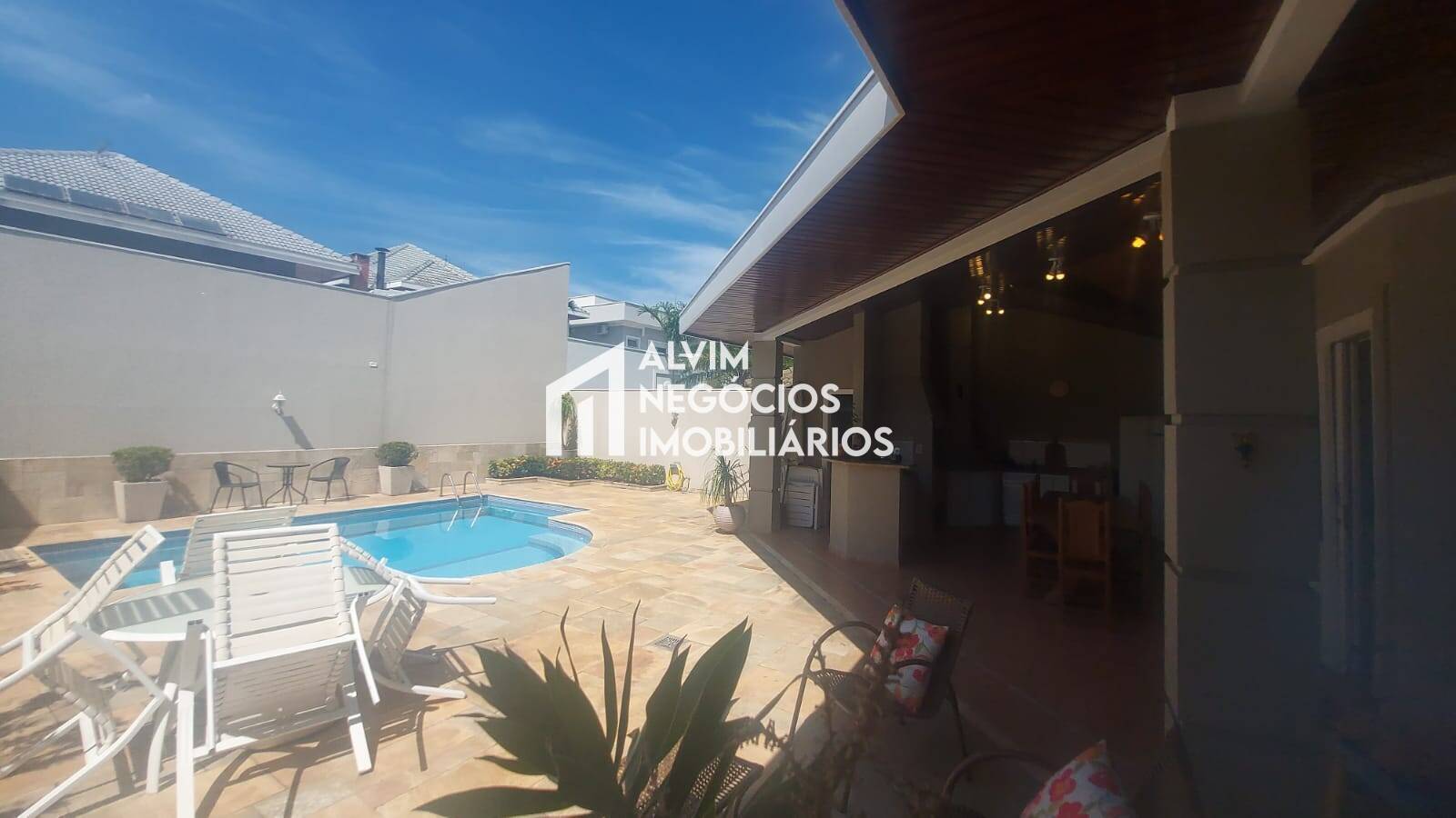 Sobrado, 5 quartos, 327 m² - Foto 57