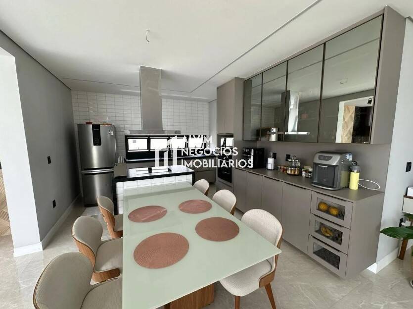 Sobrado, 3 quartos, 283 m² - Foto 13