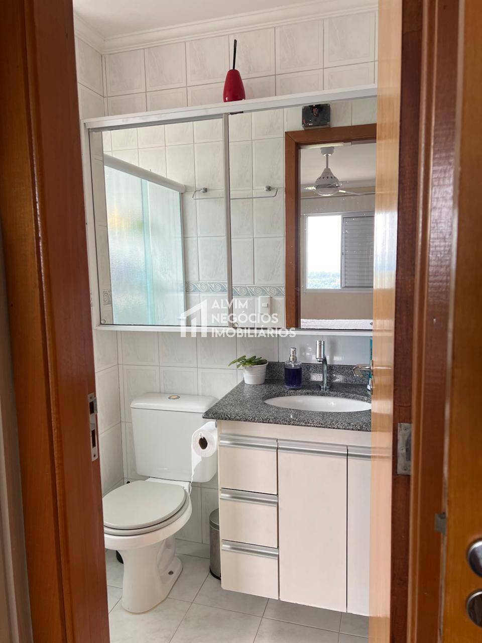 Apartamento à venda com 2 quartos, 65m² - Foto 23