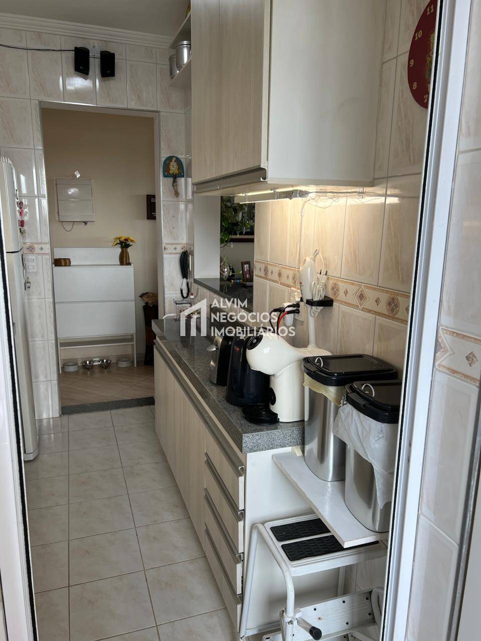 Apartamento à venda com 2 quartos, 65m² - Foto 9