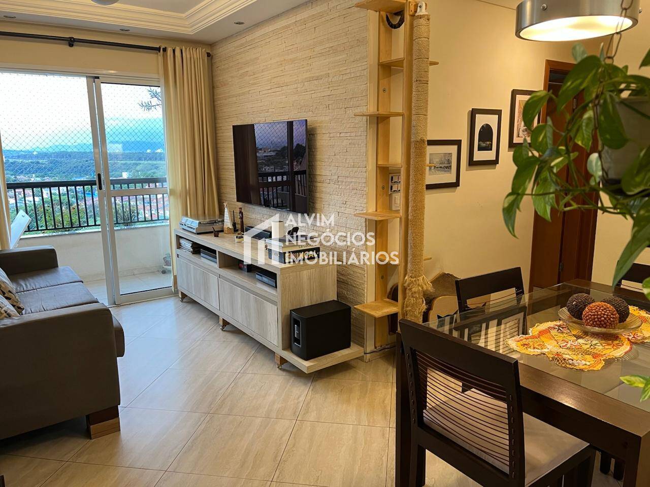 Apartamento à venda com 2 quartos, 65m² - Foto 2