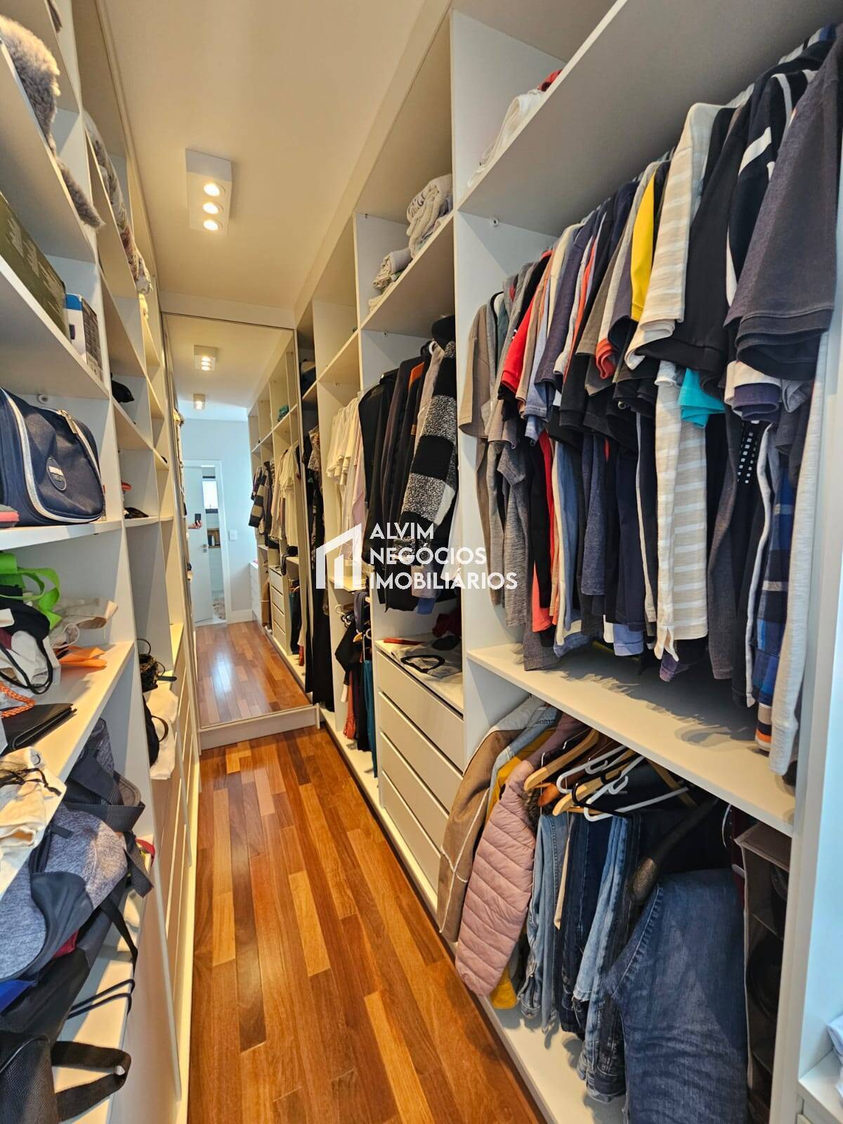 Sobrado, 4 quartos, 340 m² - Foto 13