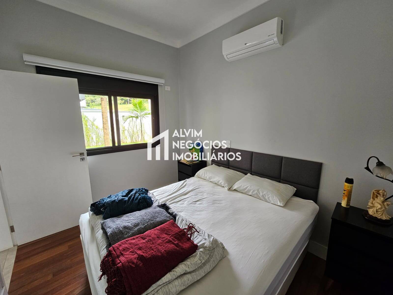 Sobrado, 4 quartos, 340 m² - Foto 25