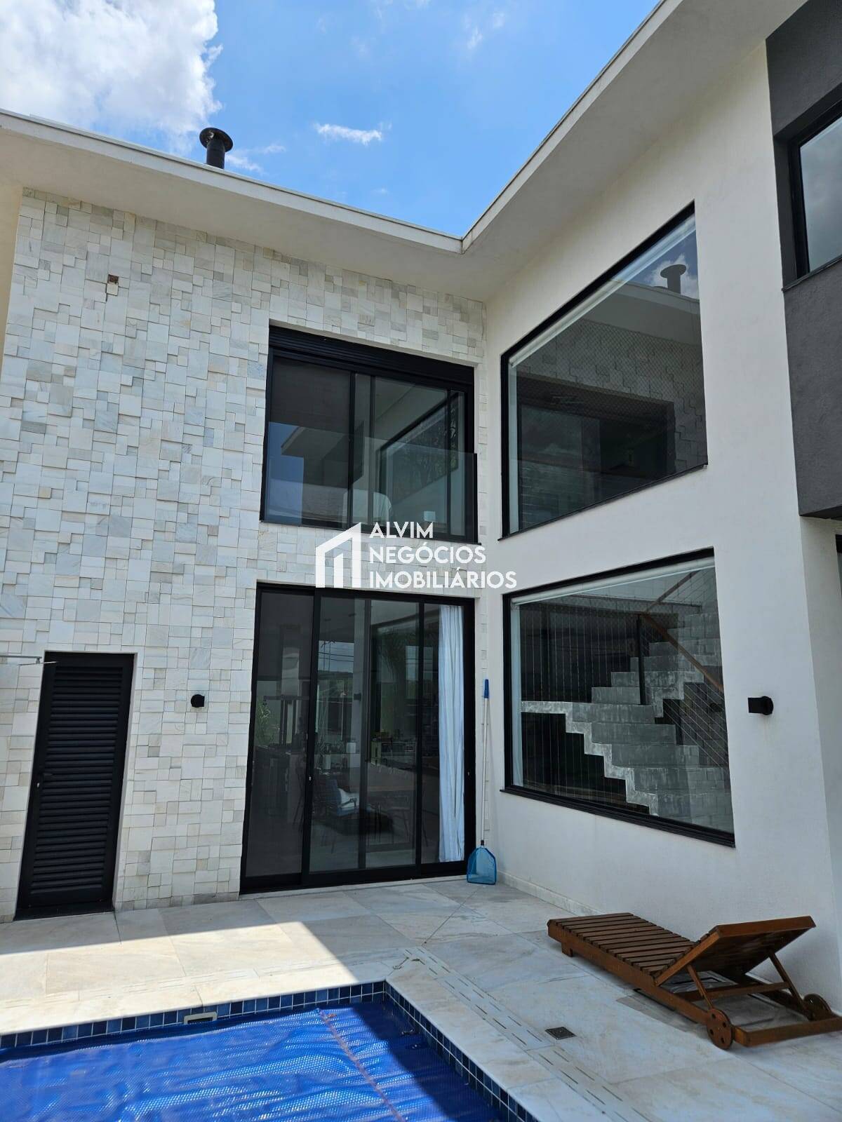 Sobrado, 4 quartos, 340 m² - Foto 33