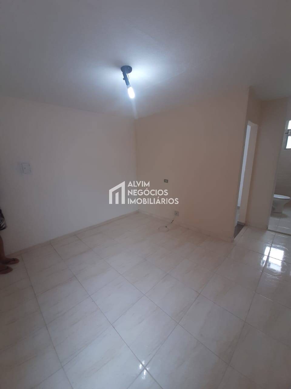 Apartamento à venda com 2 quartos, 45m² - Foto 11