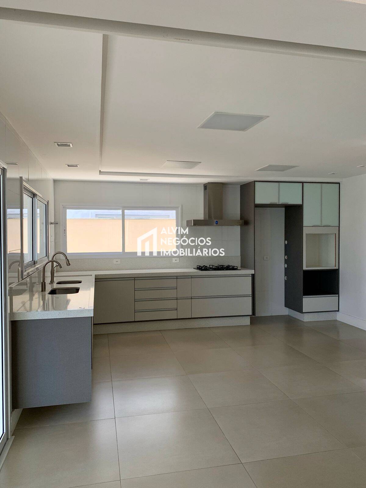 Sobrado, 4 quartos, 770 m² - Foto 3