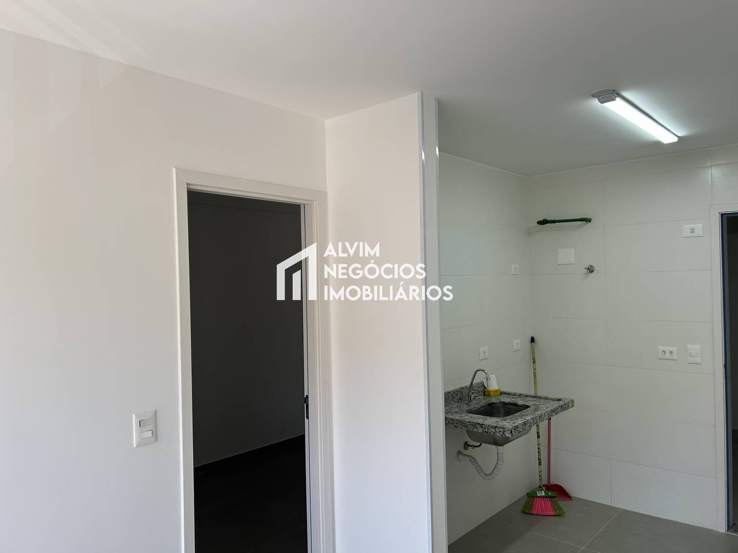 Apartamento, 1 quarto, 28 m² - Foto 2