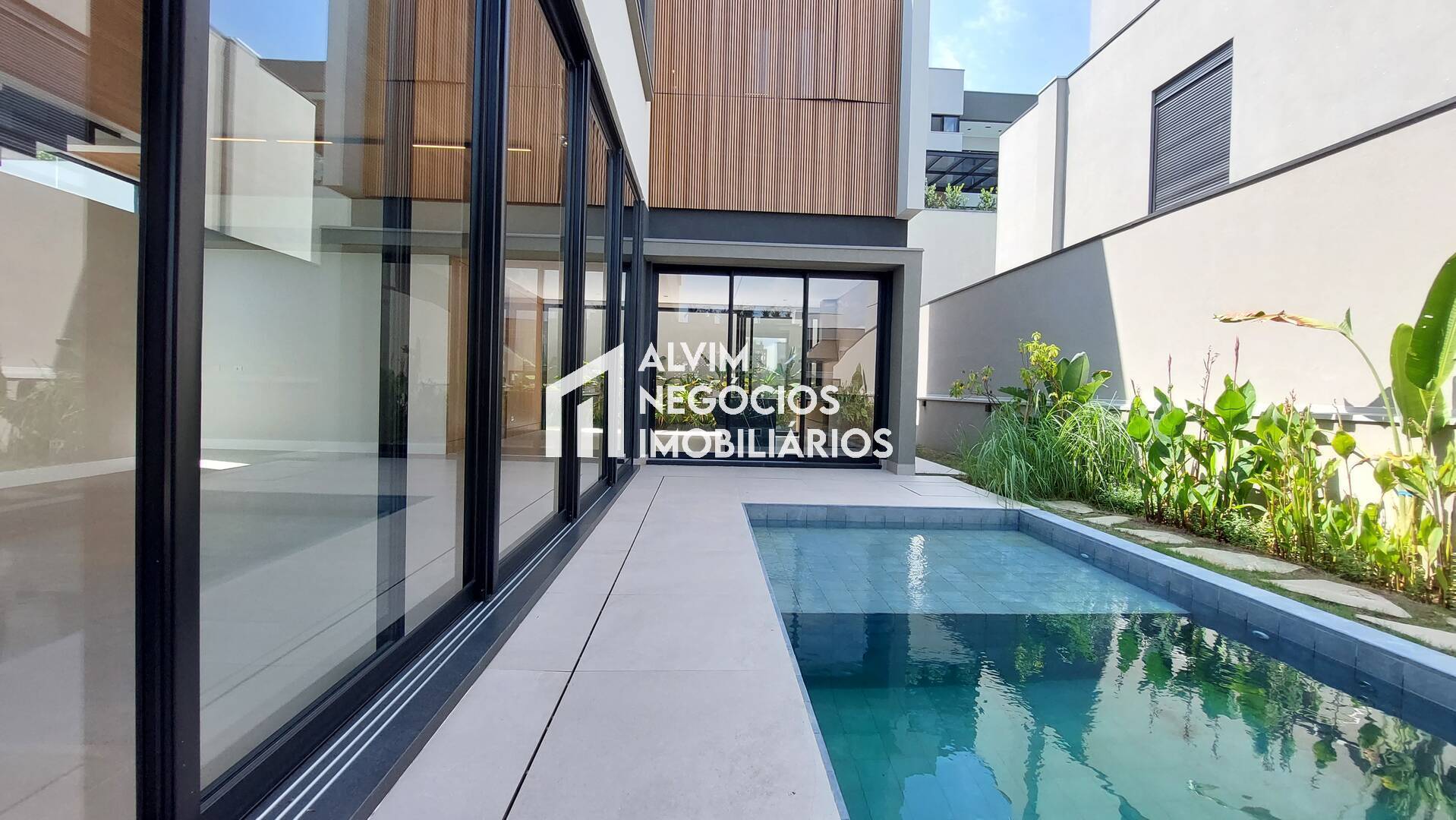 Sobrado, 4 quartos, 390 m² - Foto 12