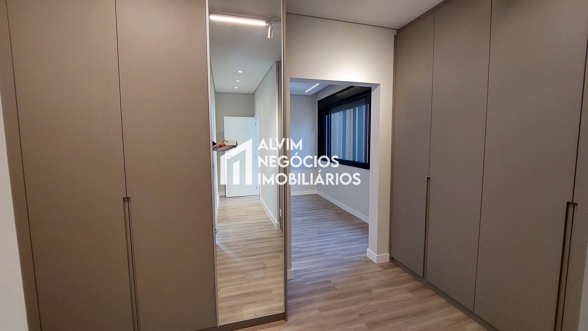 Sobrado, 4 quartos, 390 m² - Foto 39