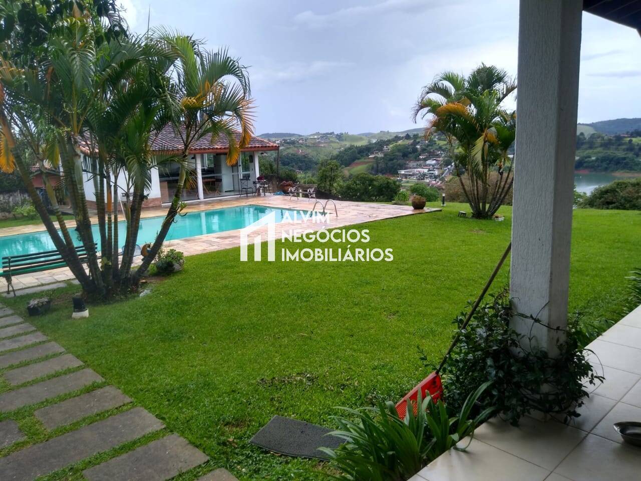 Chácara, 4 quartos, 3160 m² - Foto 2