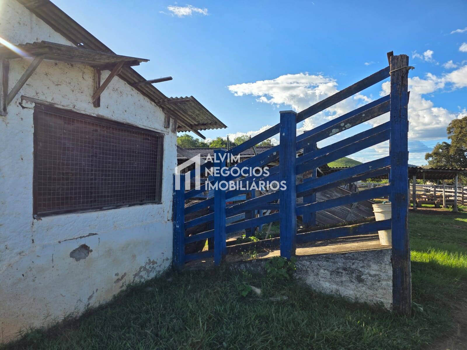 Chácara à venda com 3 quartos, 53000m² - Foto 26