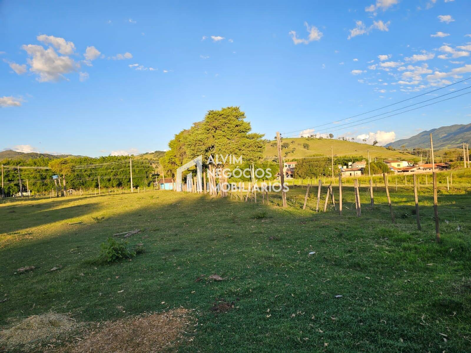 Chácara à venda com 3 quartos, 53000m² - Foto 36