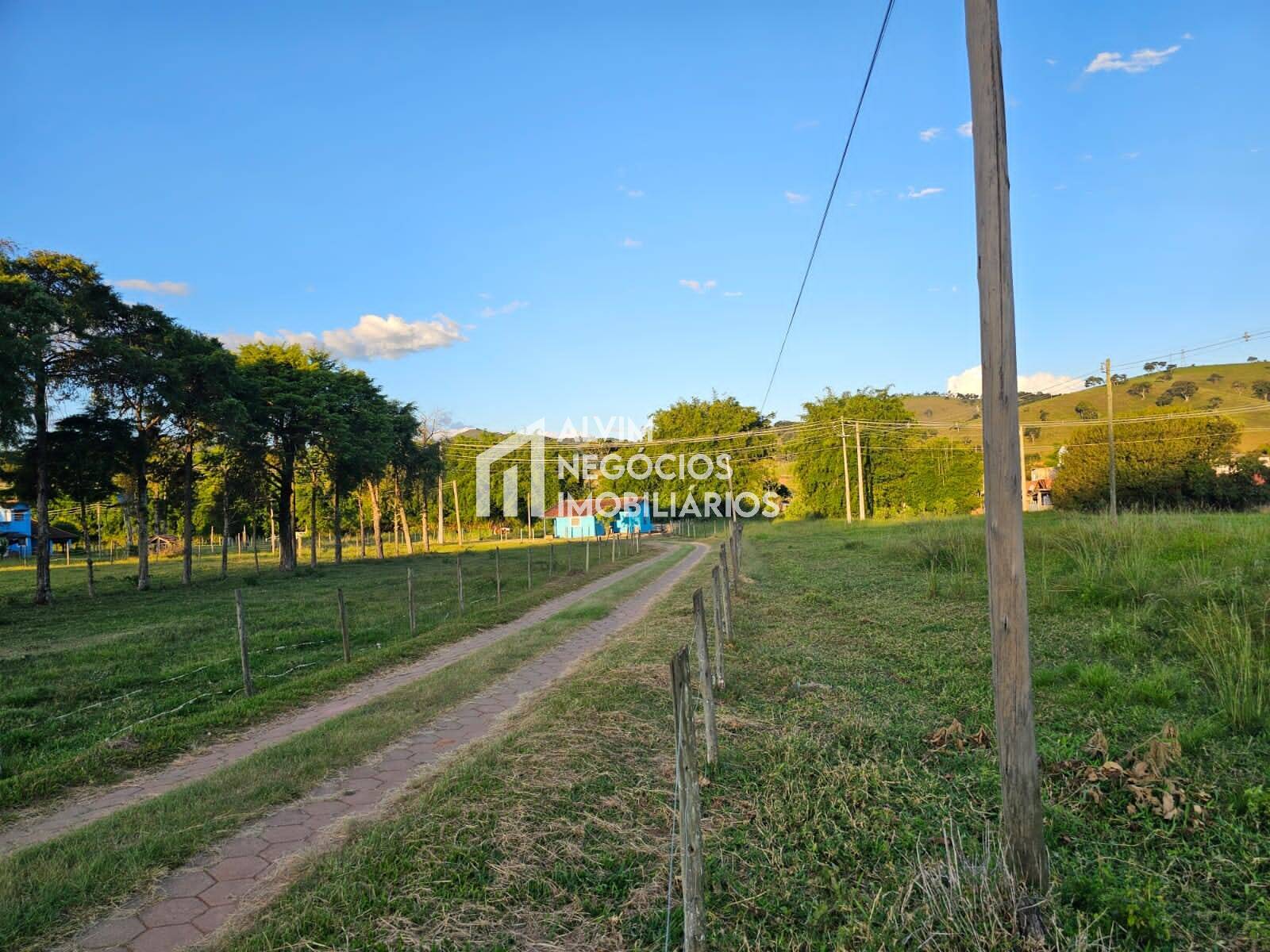 Chácara à venda com 3 quartos, 53000m² - Foto 83