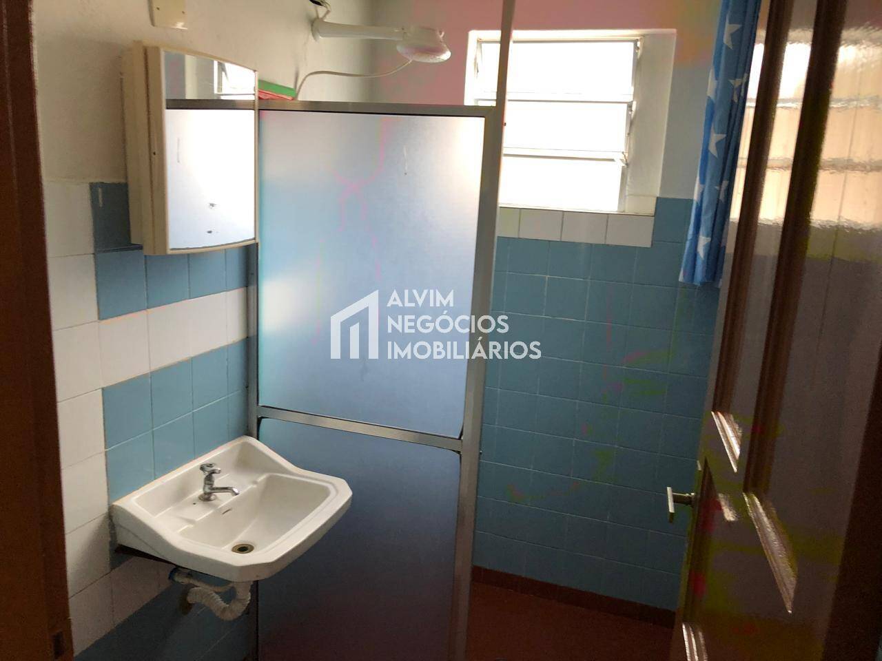 Prédio Inteiro à venda com 15 quartos, 284m² - Foto 12