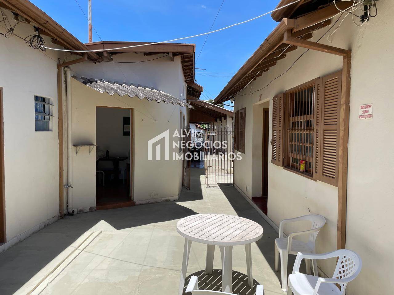 Prédio Inteiro à venda com 15 quartos, 284m² - Foto 3