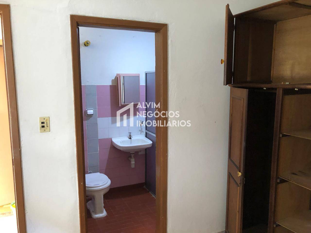 Prédio Inteiro à venda com 15 quartos, 284m² - Foto 11